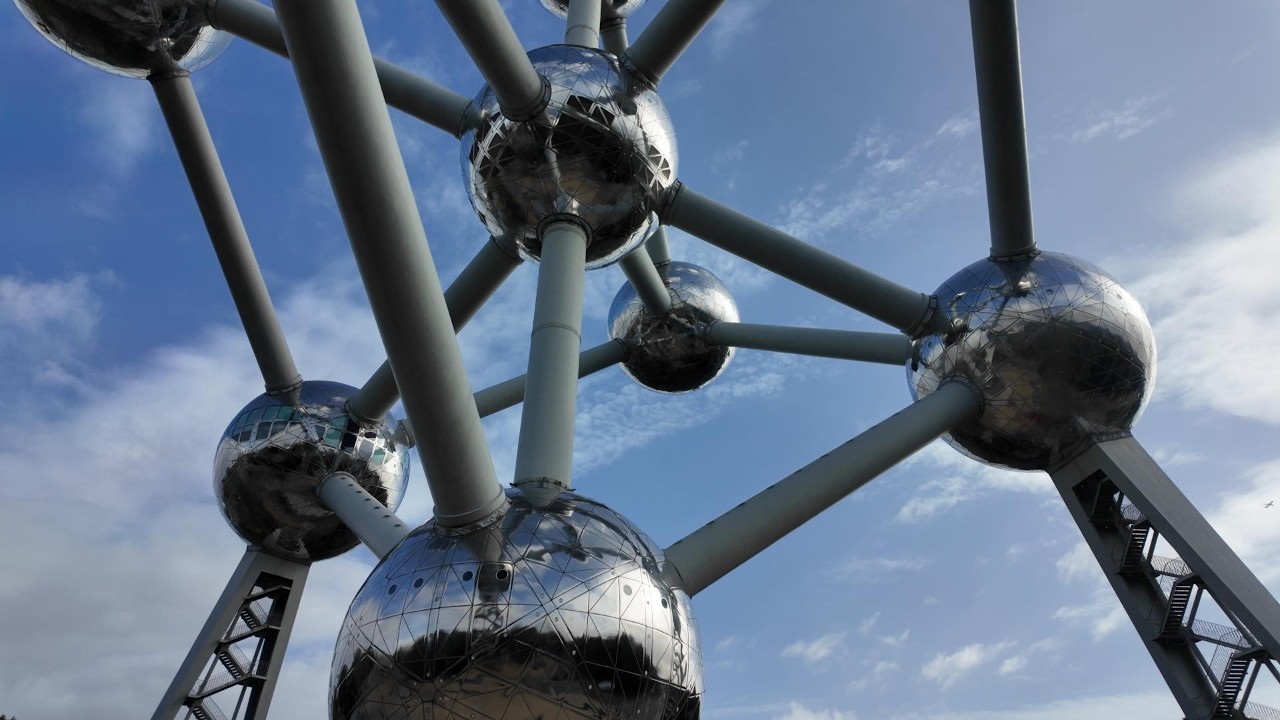 Brussels Travel Vlog: Inside the Famous Autoworld Museum