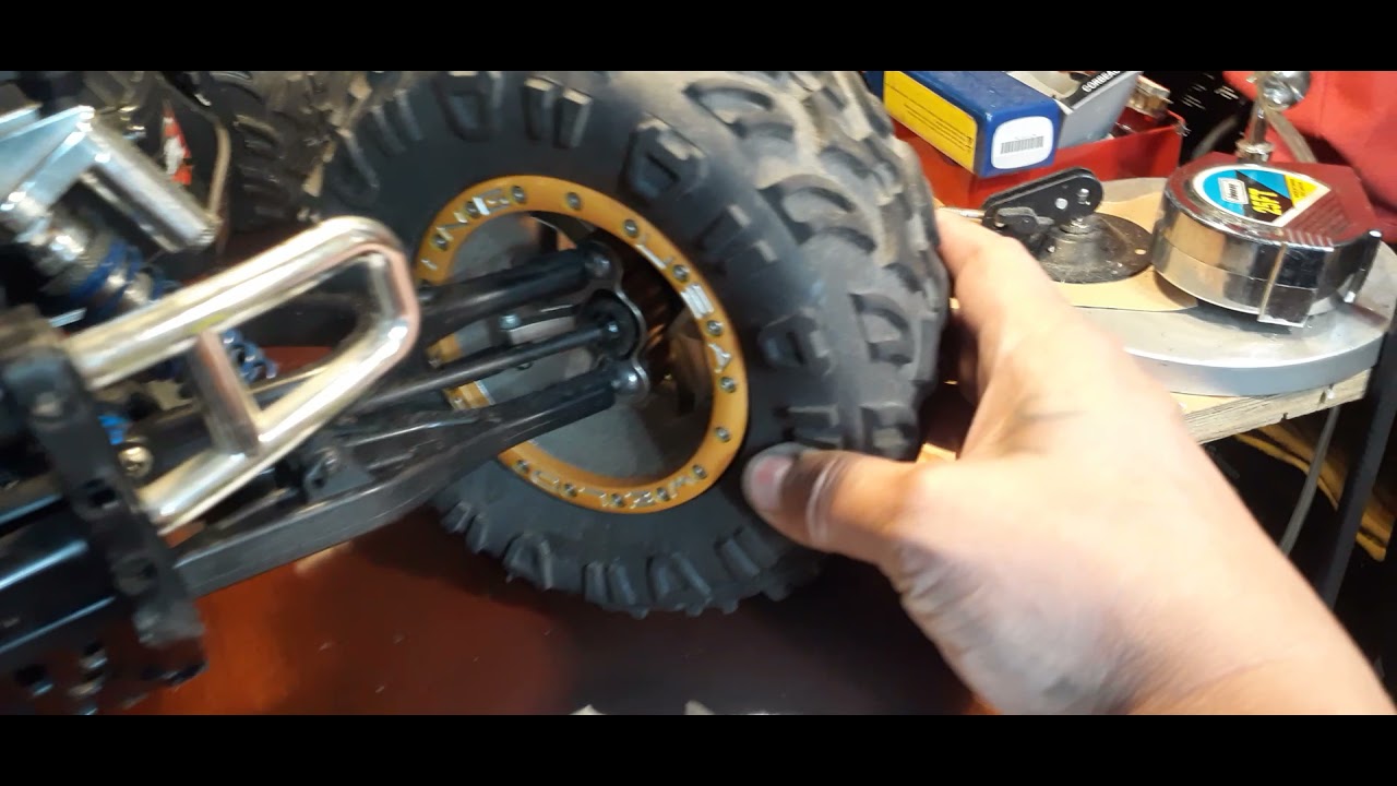 this is e Matthews jet Team Associated Monster GT
