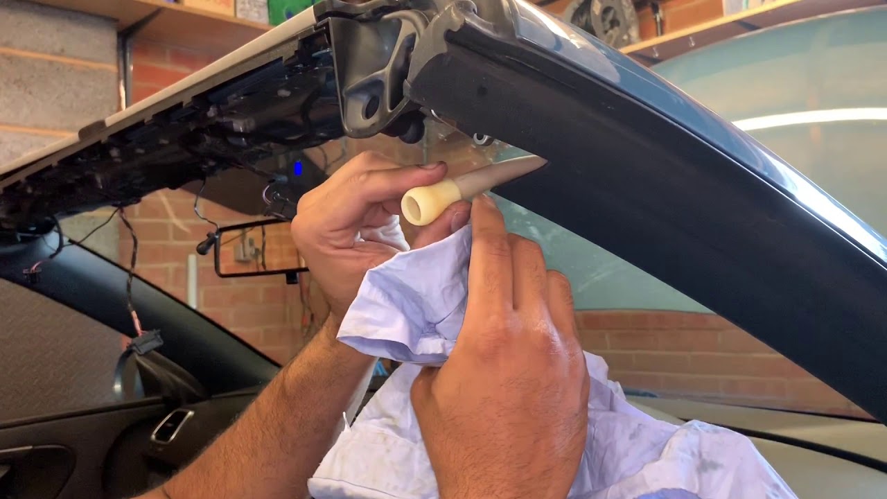 VW Volkswagen Eos A Pillar Drain Line Coupling Leak Repair