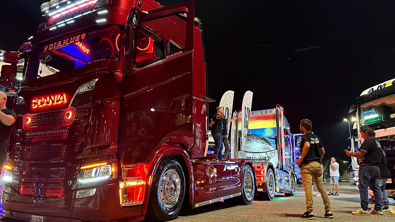 SCANIA V8 SOUND OPEN PIPE - EUROPEAN TRUCK FESTIVAL - AUTOPARCO BRESCIA EST - NIGHT SHOW aftermovie