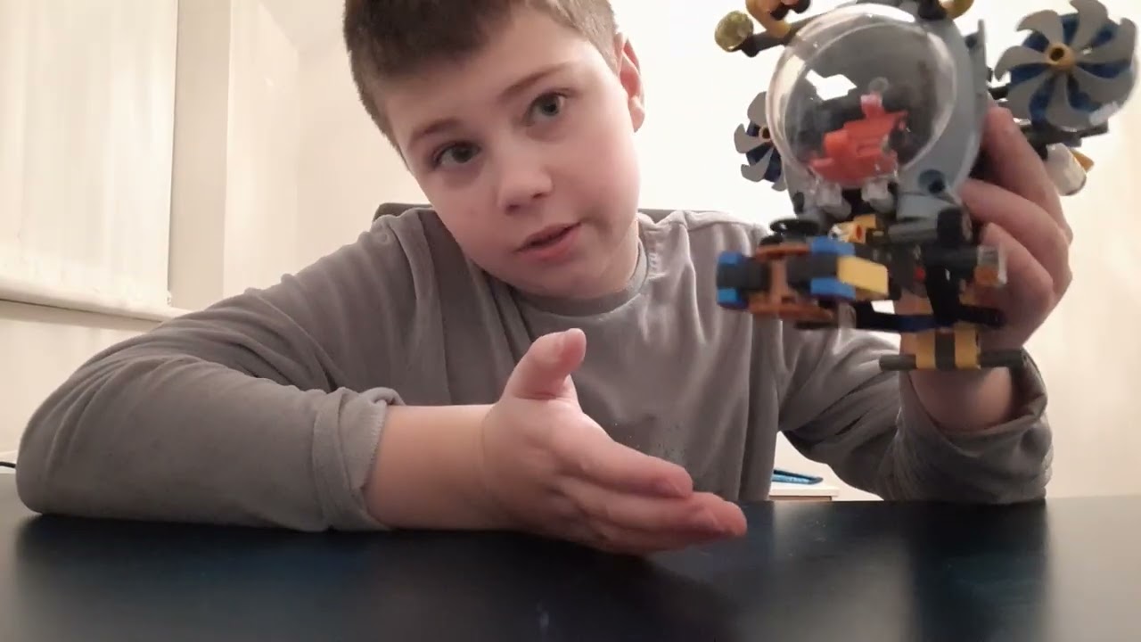 Обзор на LEGO Technic Abyssal Exploration Submarine