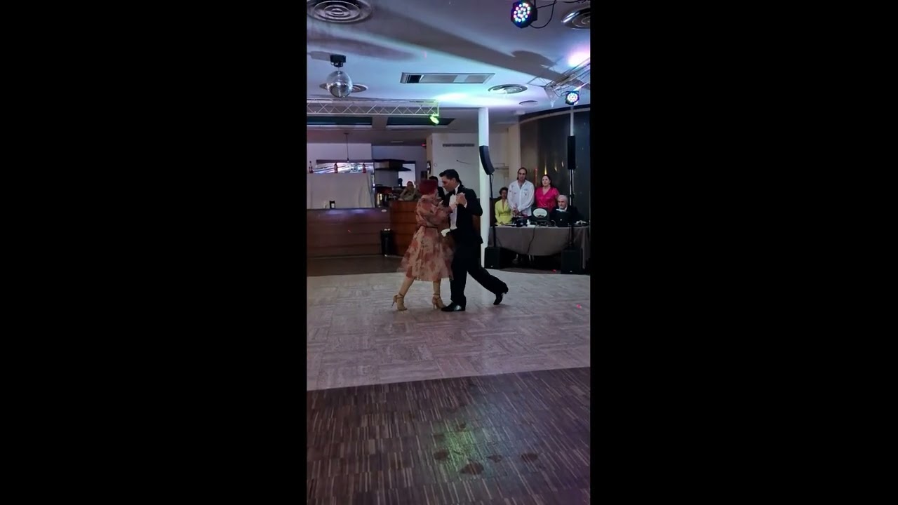 Alejandro Pereira y Vanesa Lamis al Pasqua Tango International 2025