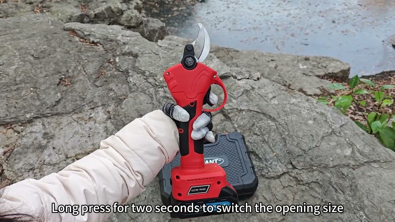 jovant tree pruning shears.