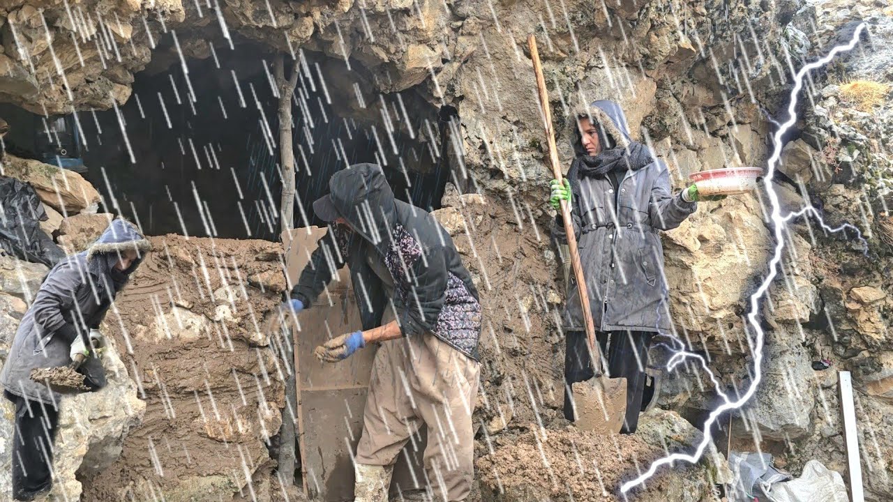 Caveman Life: Trying to Survive a Storm 🌪️ and Building a Safe Home in Heavy Rain 🌧️