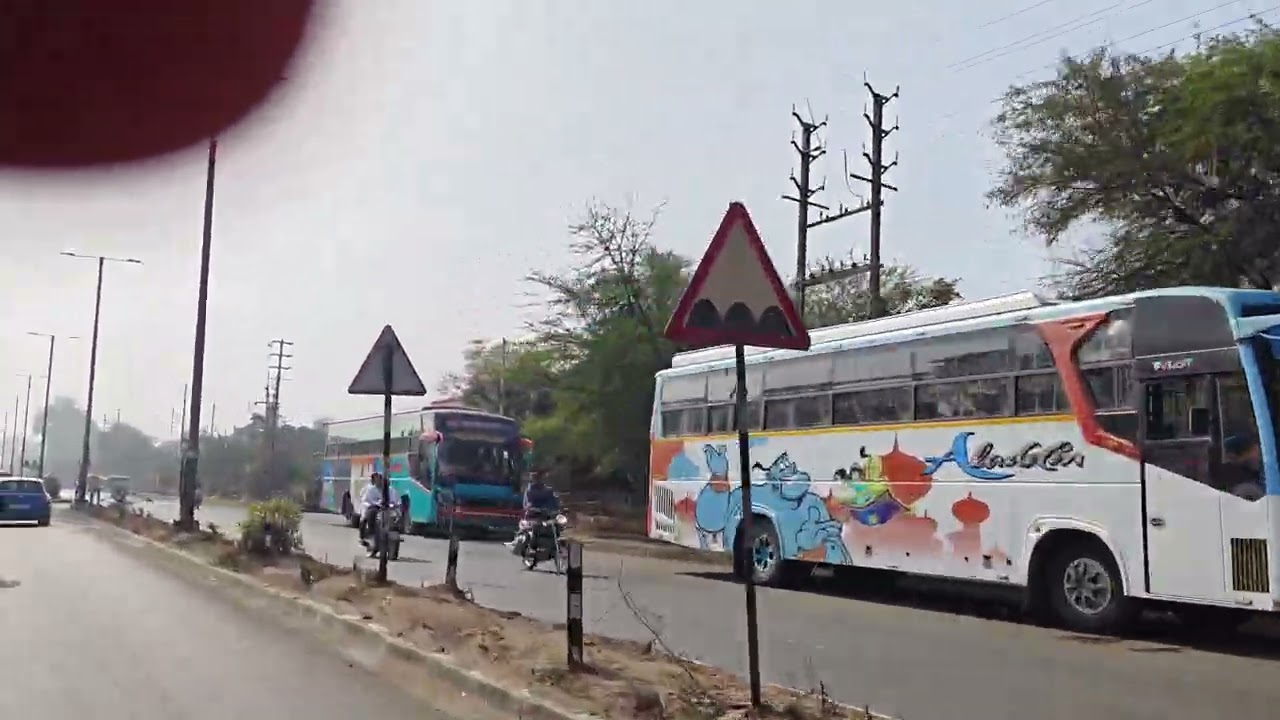 पता नहीं कहा जा रहे 😀