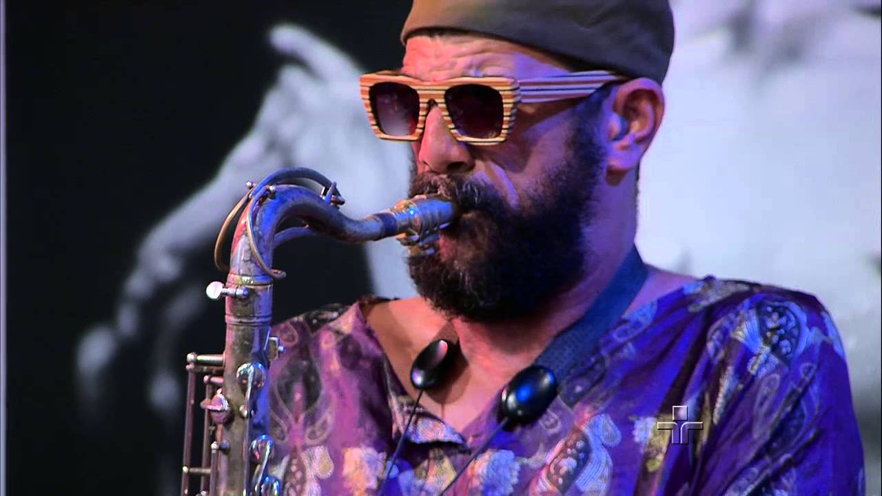"A Vida vem em Ondas" - Nômade Orquestra