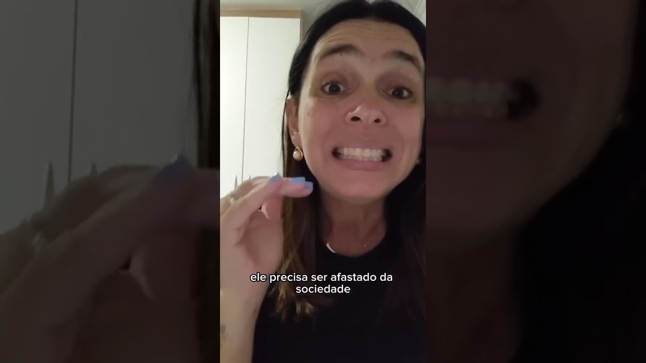 Cachorro Orelha VIVI  opina.
