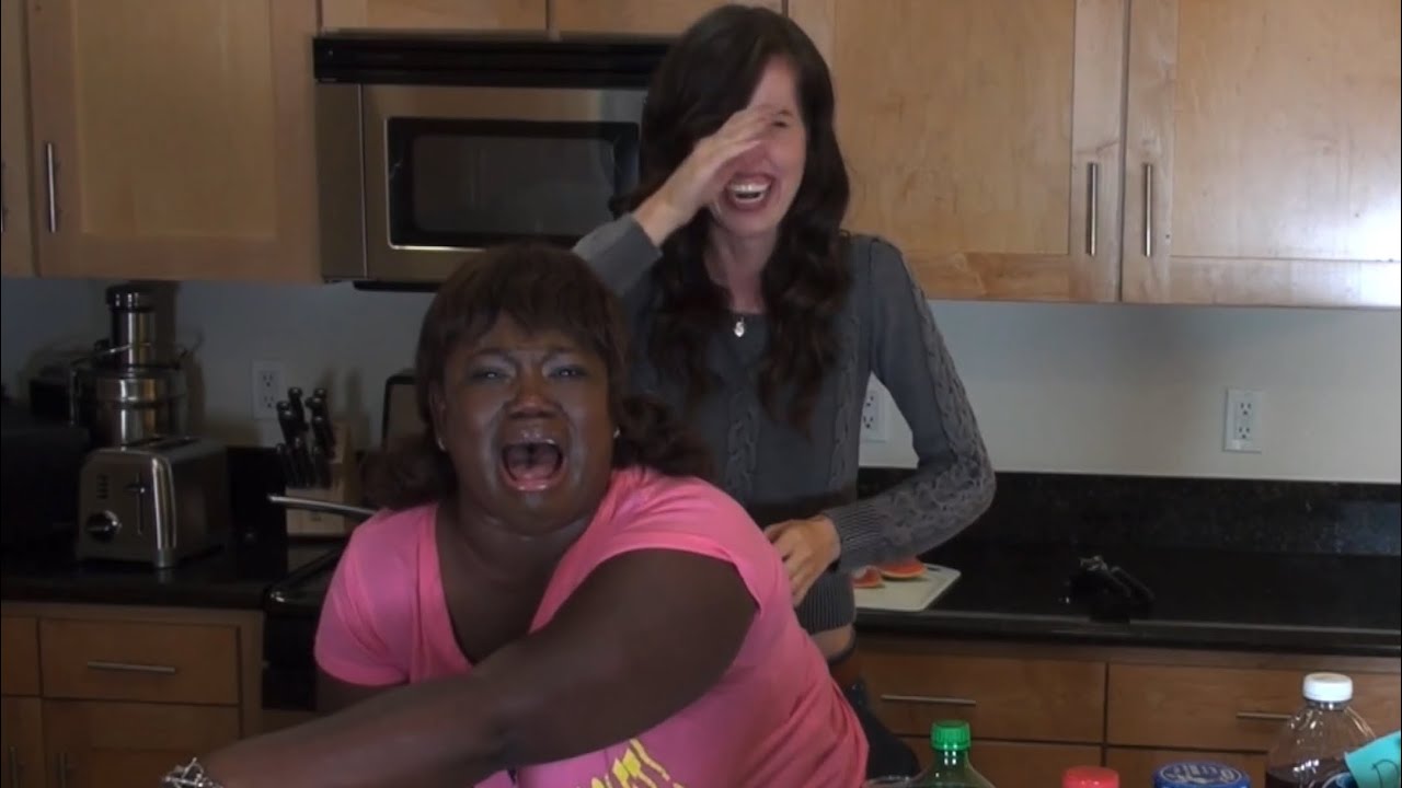 SMOOTHIE CHALLENGE!! - W/ Brittani Louise Taylor