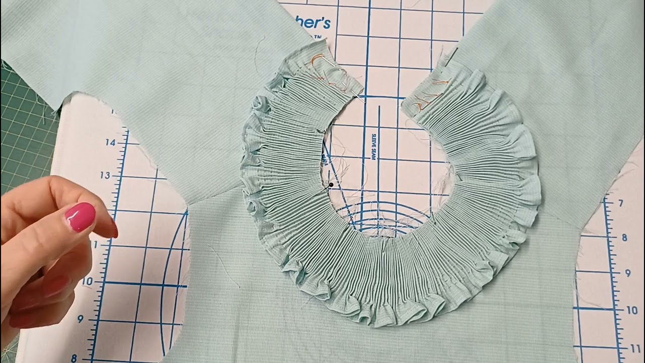 How to make a smocked collar