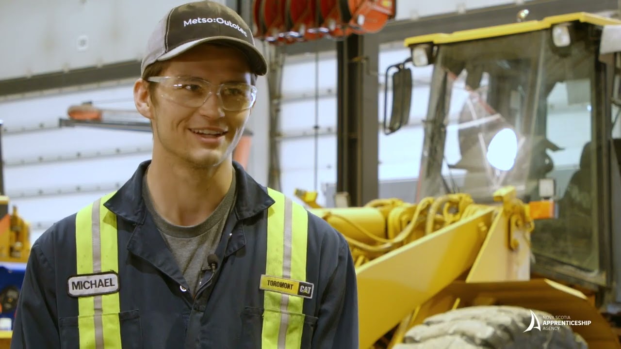 How to Become a Heavy Duty Equipment Technician in Nova Scotia