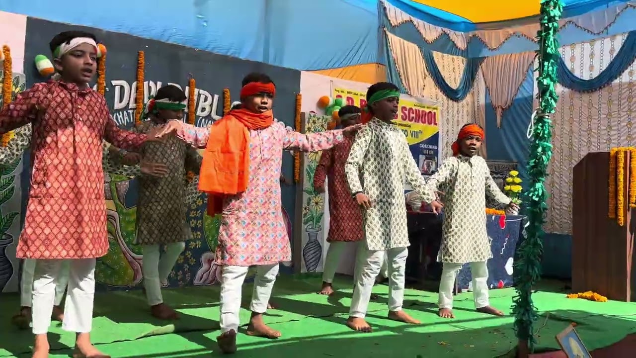 Sarfa Devi Public School khatangi sirdala (Nawada) main nikala Gaddi lekar songs boys dance