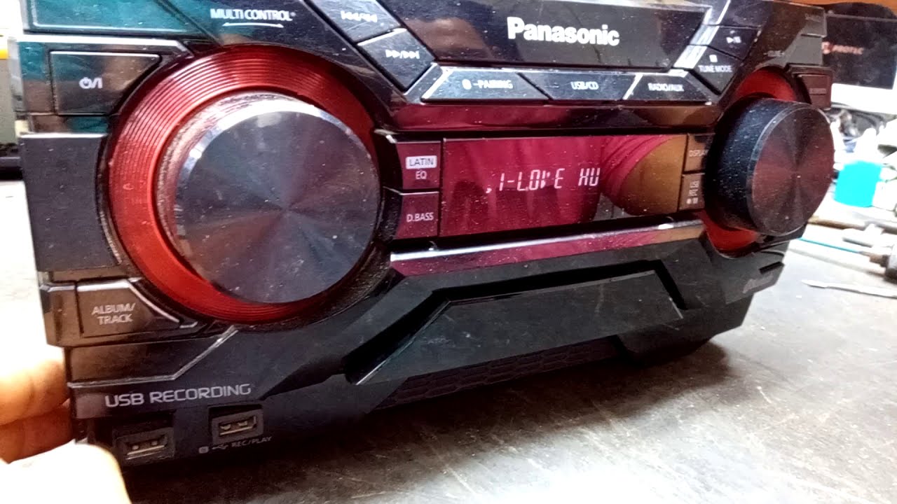 Som Panasonic SA AKX220 não liga.El sonido Panasonic SA AKX220 no se enciende.