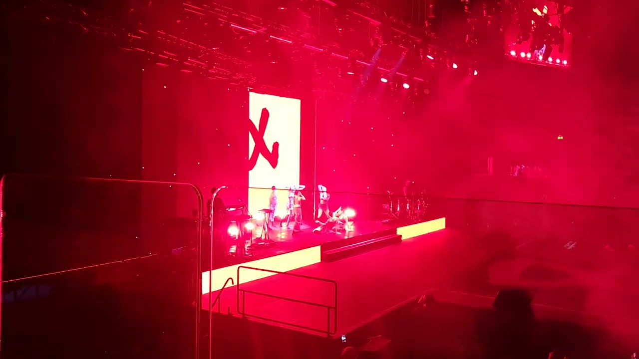 Los Ángeles - Aitana - Movistar Arena Argentina - 18/12/23