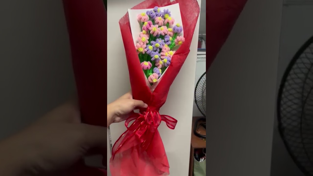DIY Fuzzy Wire Flower Bouquet 💐🤩🥰