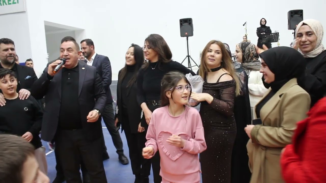MALAZGİRT’TE 8 MART DÜNYA KADINLAR GÜNÜ COŞKUSU
