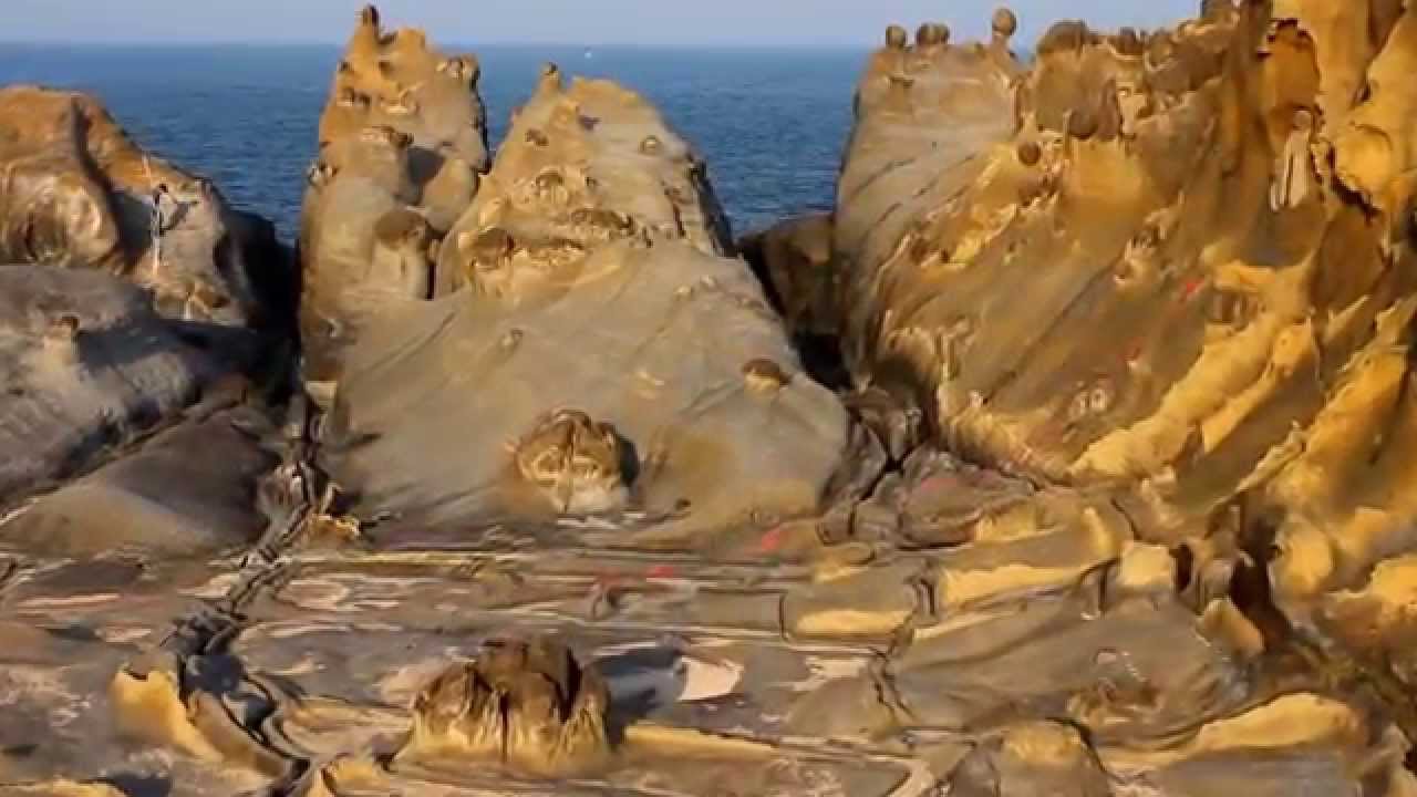 基隆 和平島 黃金海岸奇岩石AngelAeroCam（影片1080P觀賞）