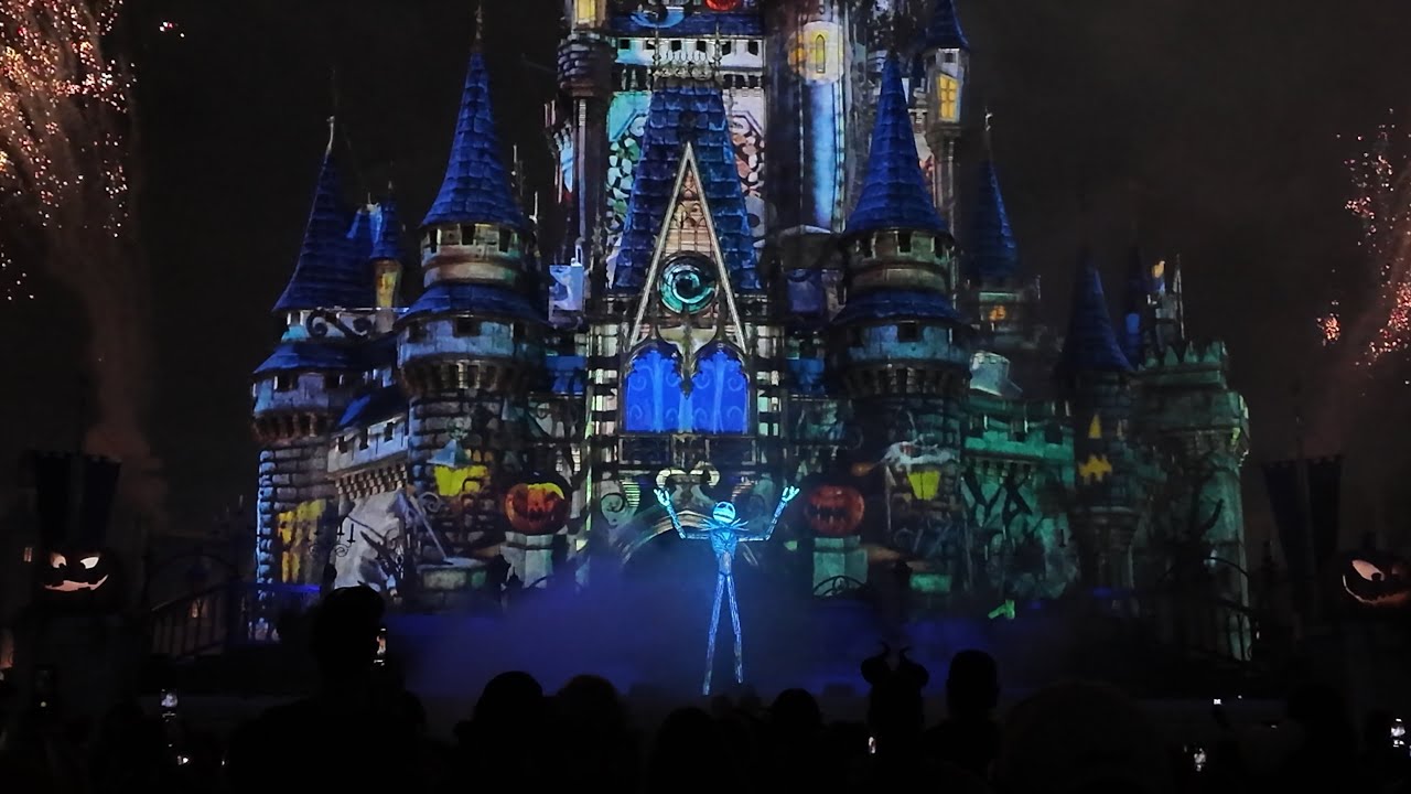 Disney’s Not So Spooky Spectacular 2025 Up Close | Mickey’s Not So Scary Halloween Party