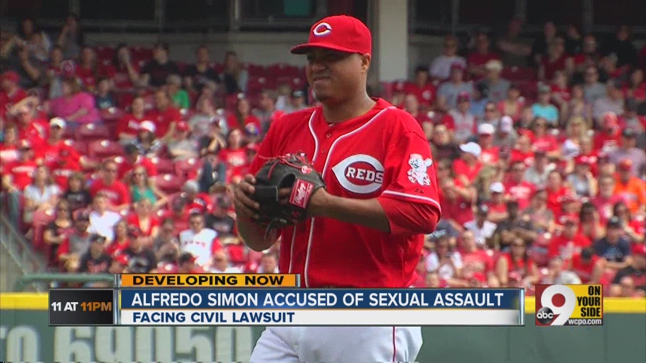Reds pitcher Alfredo Simon faces lawsuit
