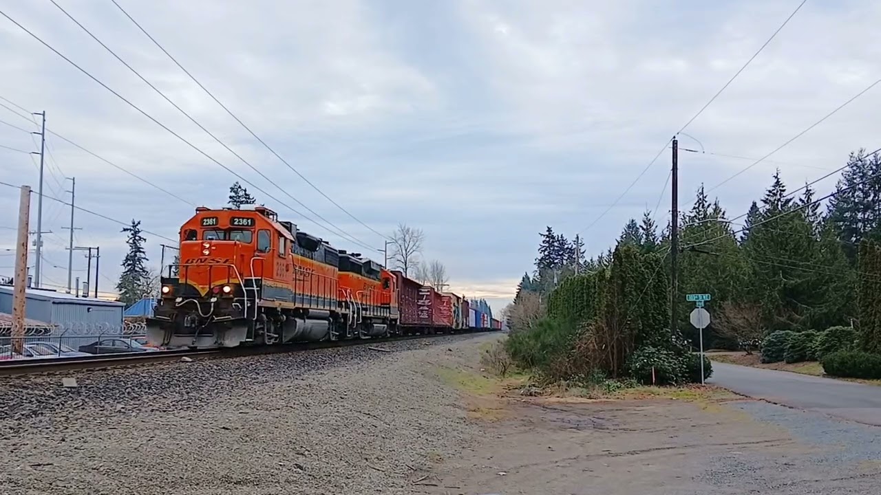 Bnsf 2361 2516 GP39-3 GP38 