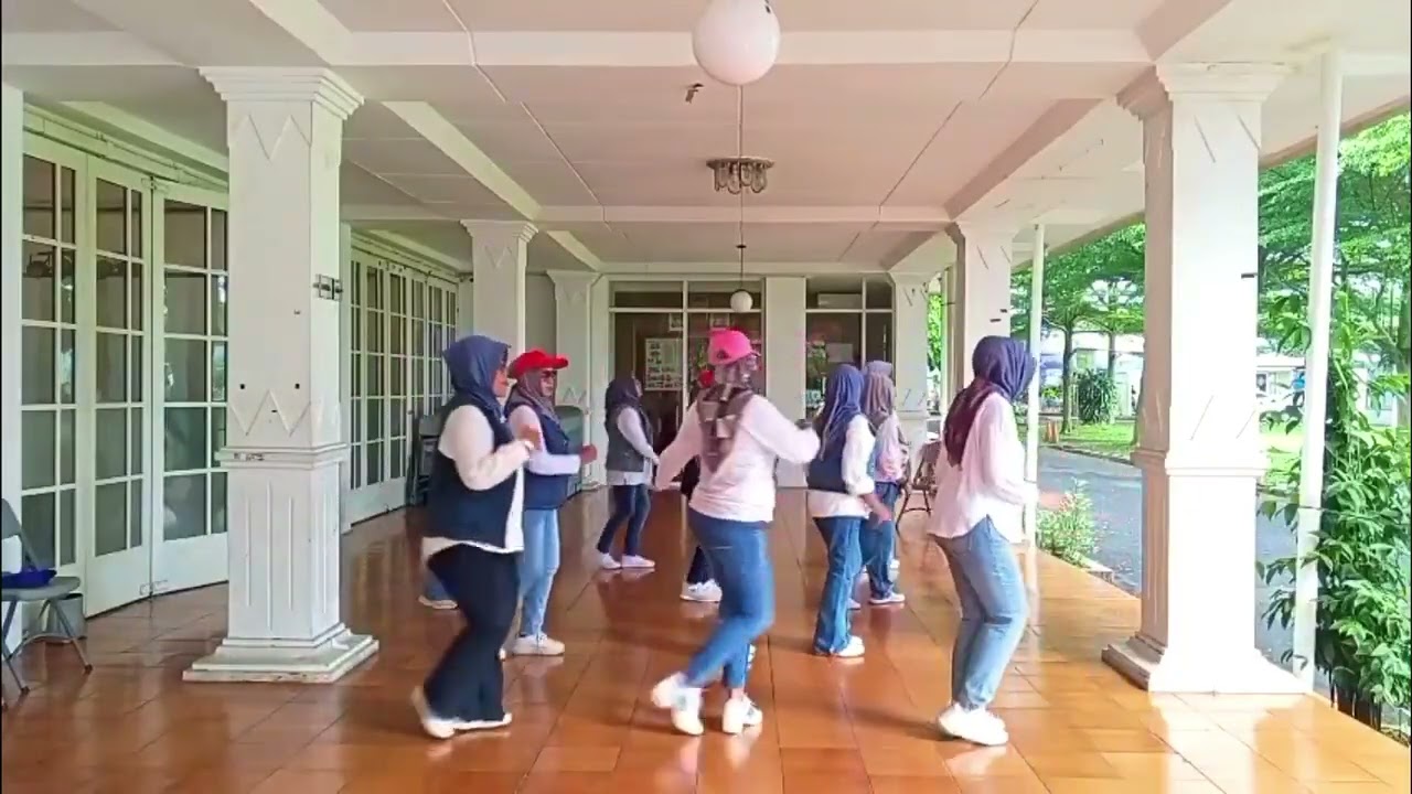 Tor monitor ketua linedance demo by New tugu dance purwokerto 