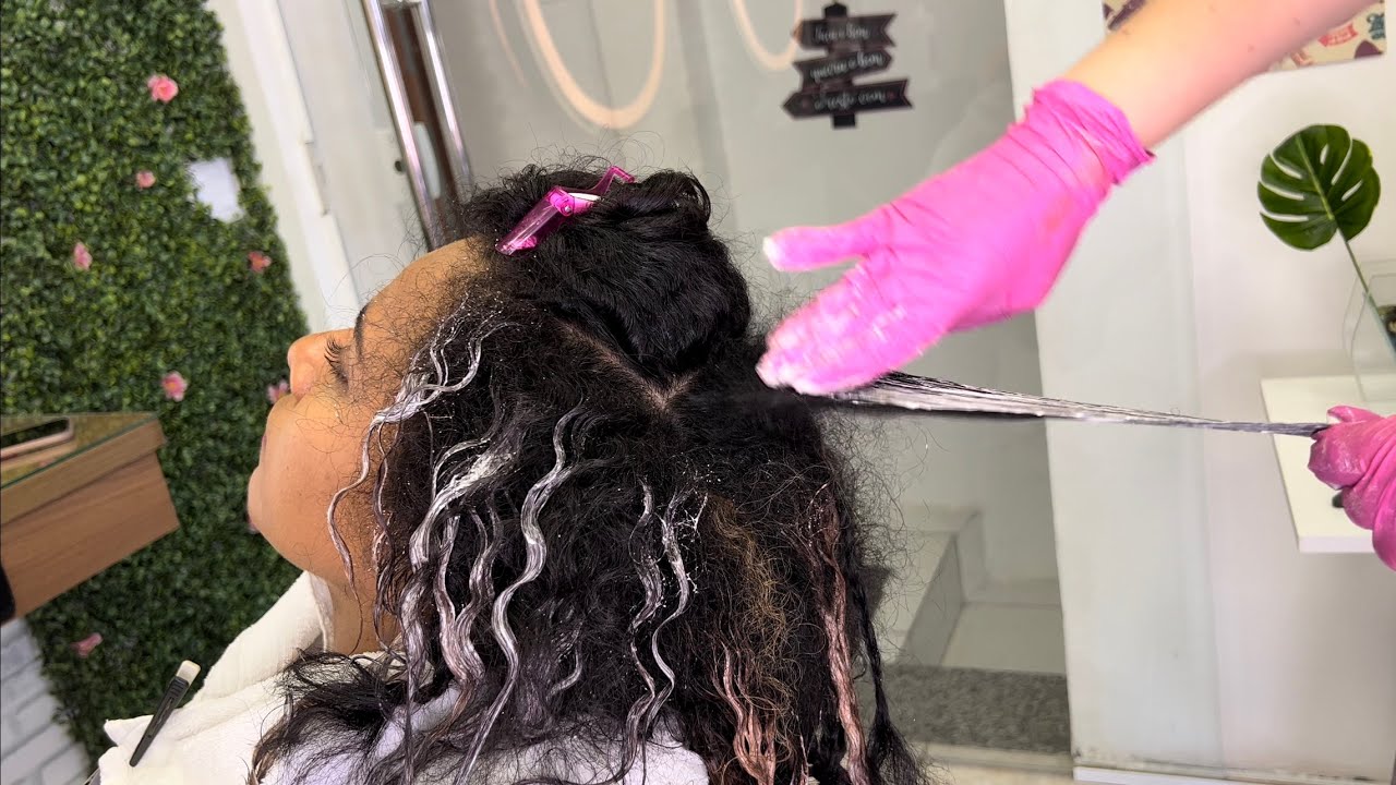 Mechas Free Hands em cabelo com coloração preta