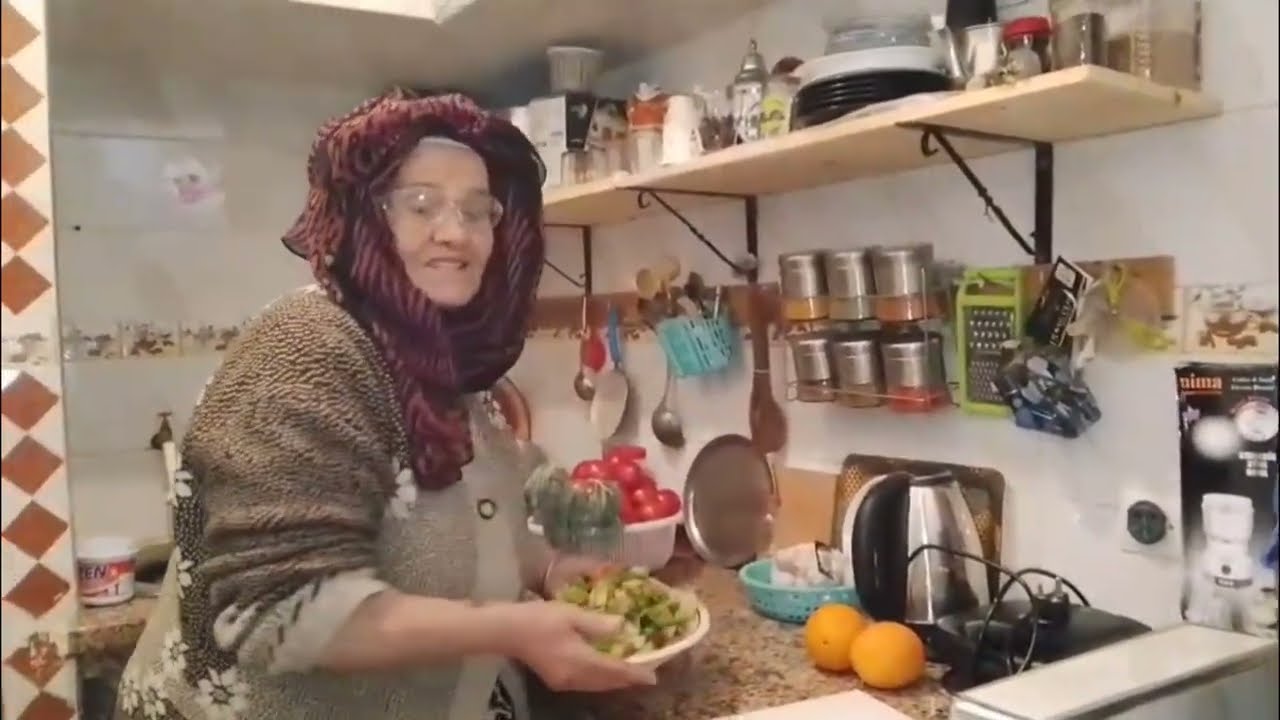 زكريا مريض عندو عمليا دعوات كم معه 😢🙏