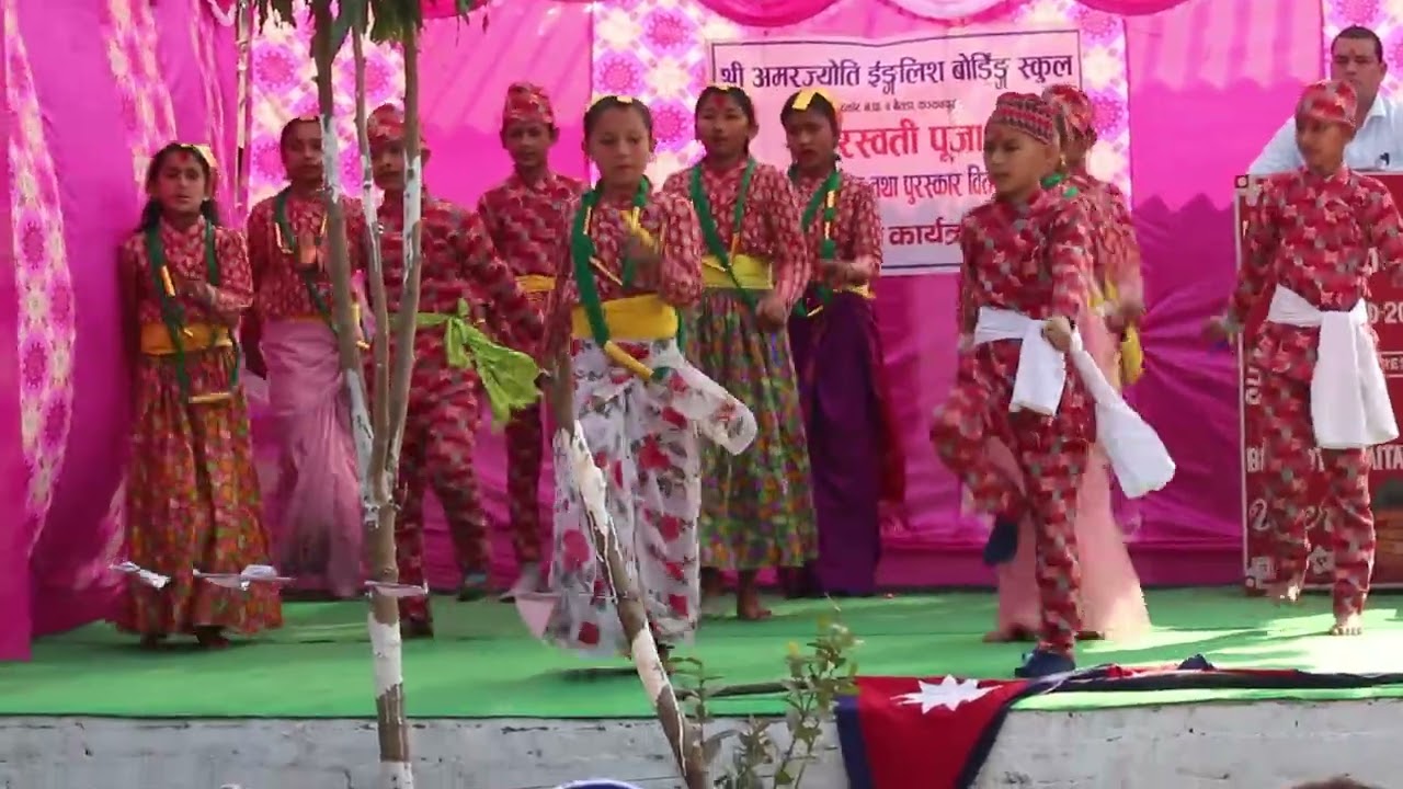 Yo Nepali Sira Uchali patriotism( Desh bhakti) song cover dance #nepali #deshbhakti #annualfunction