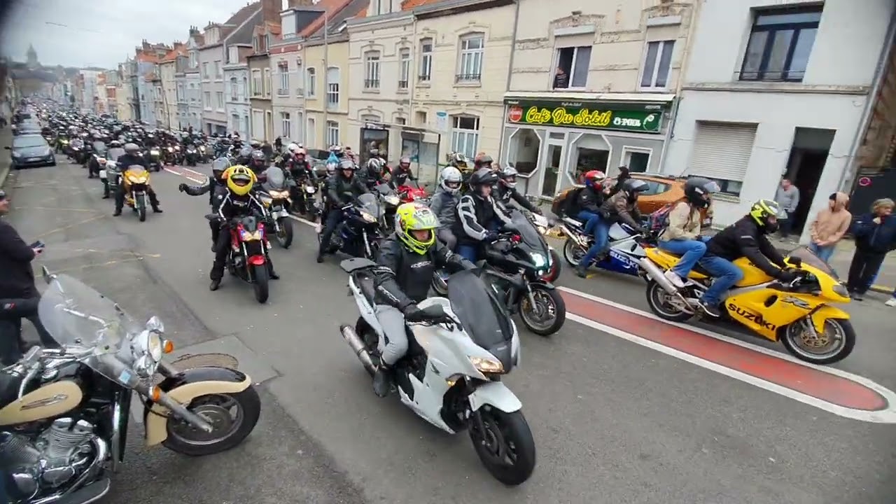 vidéo entière du depart de l'#enduropale a Boulogne sur mer