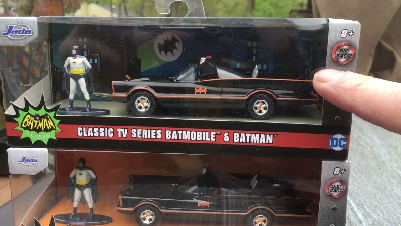 1966 Batman batmobile 1/32 Jada