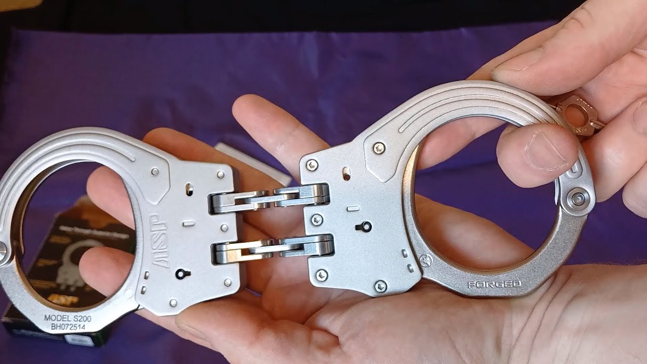 🚨🇺🇸 ASP S200 Sentry Hinged Police (all steel) Handcuffs Latest Model! More robust & more affordable.