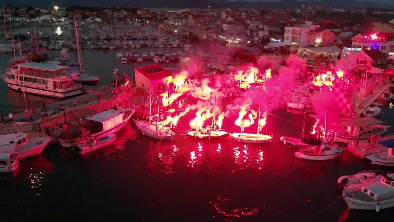 Vatrena slika u čast Vatrenima - Murter 2018