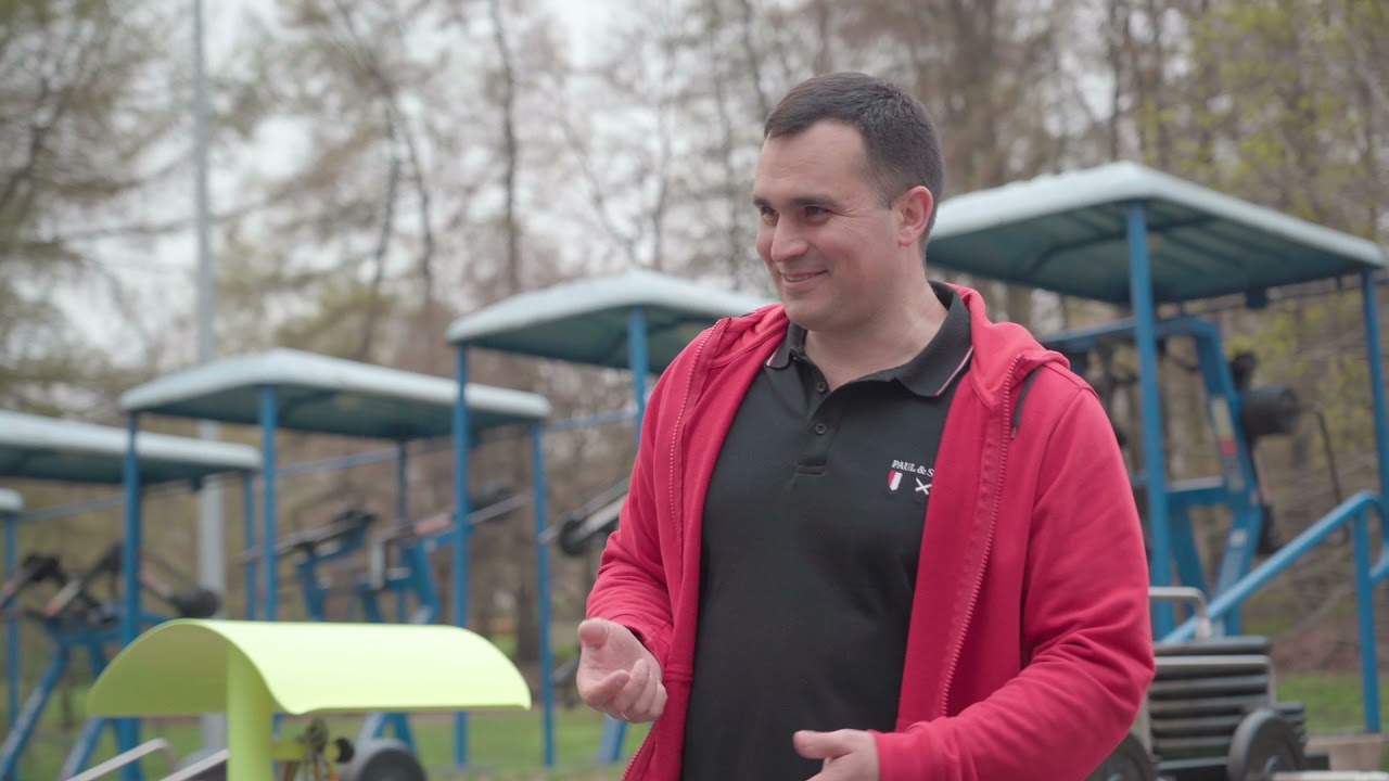 Бодибилдинг. Мастер-класс Дениса Капустина на уличных тренажерах MB Barbell.