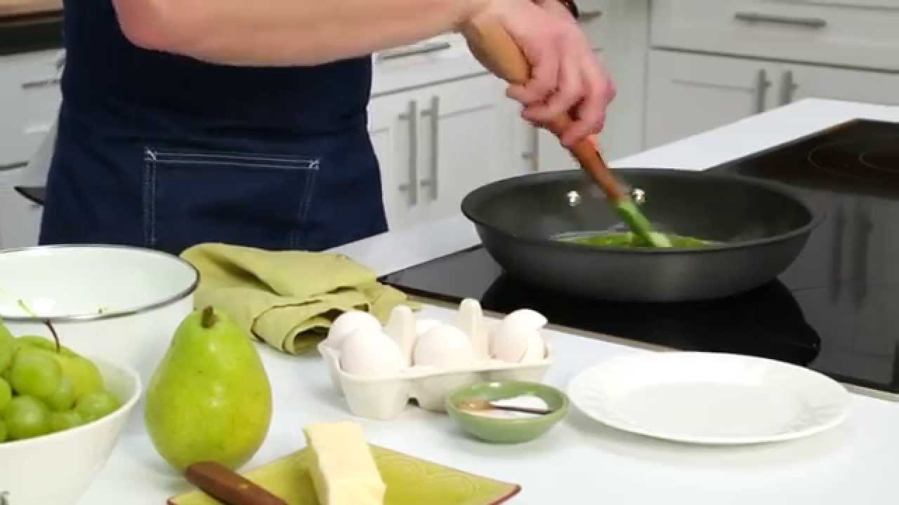 How To Make A Green St. Patrick's Day Breakfast