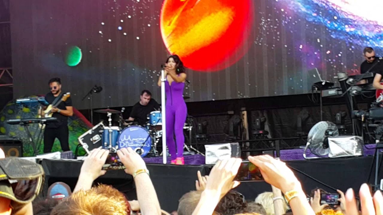 Marina & the Diamonds - Mowgli's Road  (Live at Sziget Festival 2015)