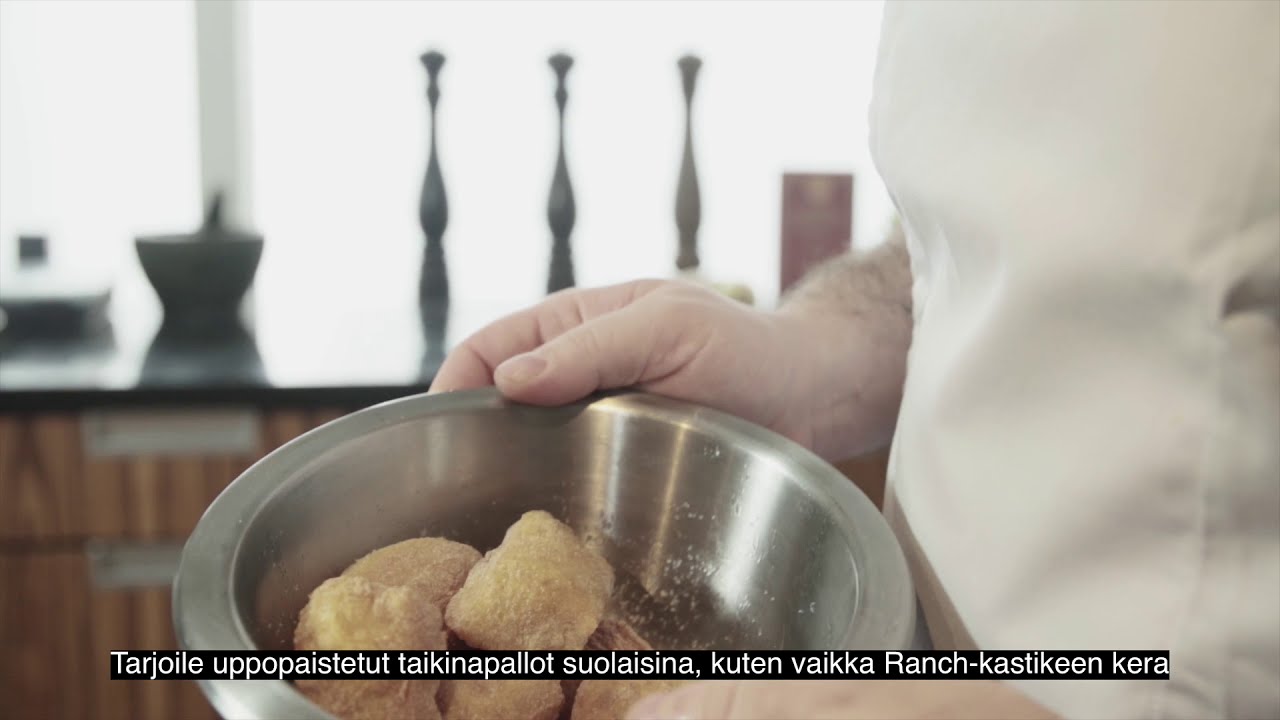 Deep frying pizza dough: that's sweet (or salty)!