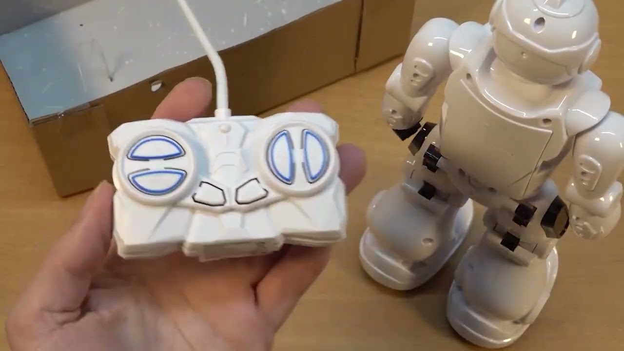 The Super $9,- RC Robot Solution From The Action 😅 ... Gear2play
