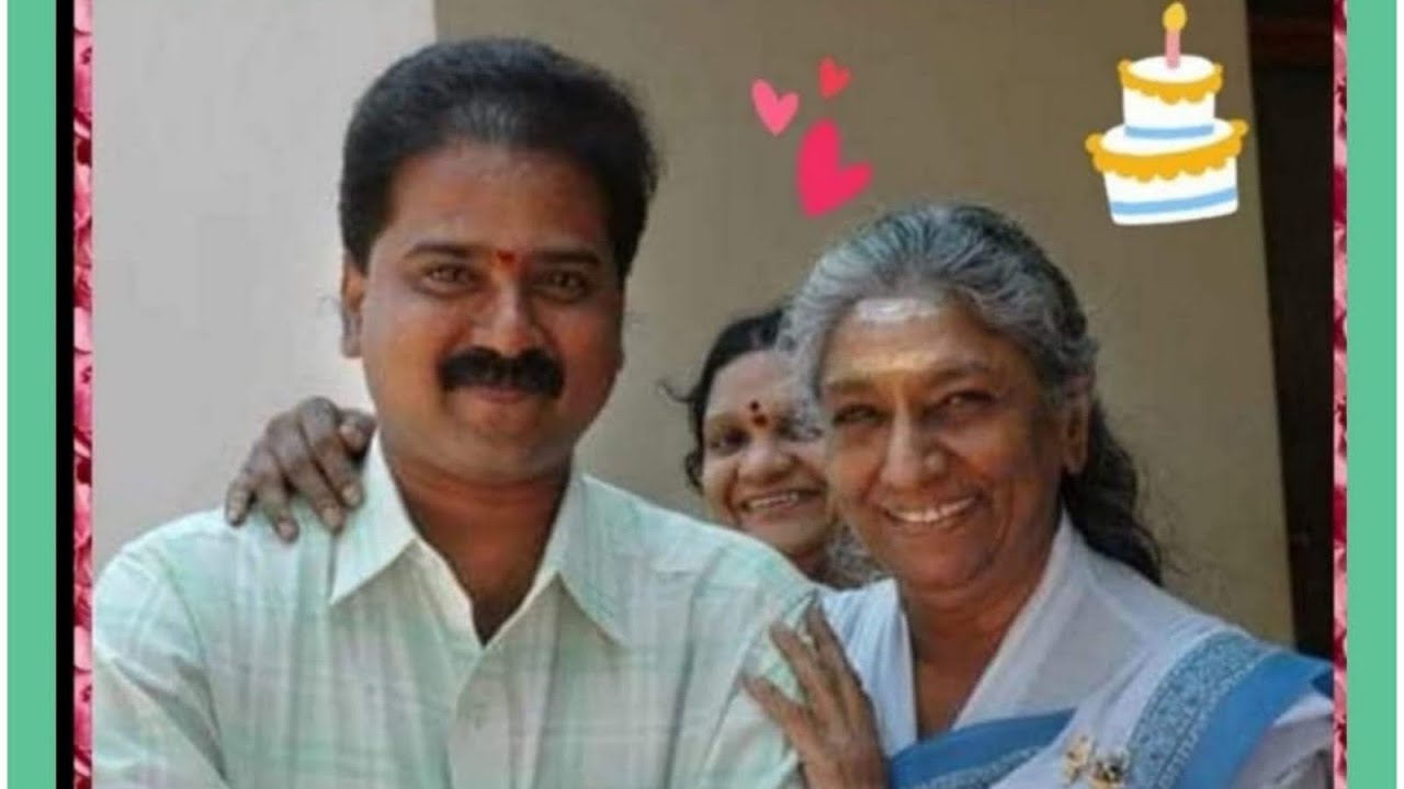 సంకీర్తన చిత్రం లోని🎹 మధుర గీతాలను💞 నేను పాడగా 🎤వినండి 🎧❤️😍💐