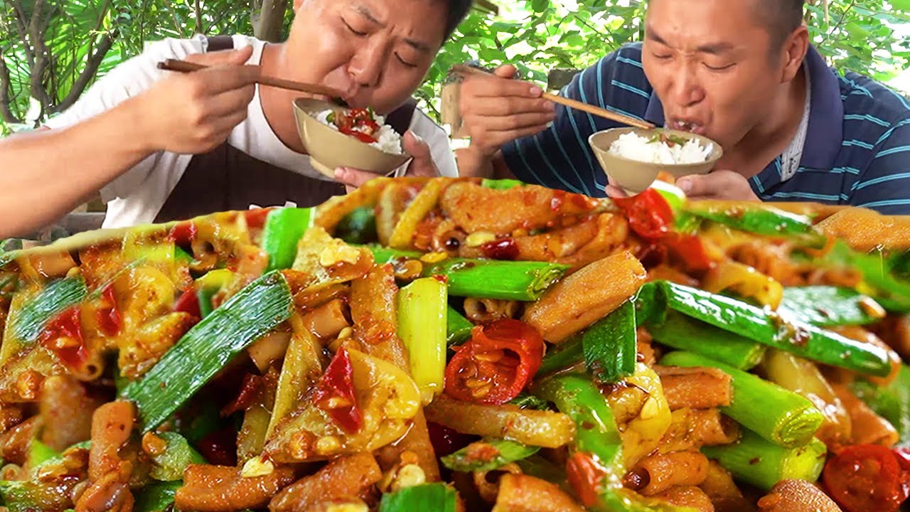 下酒又下飯的&ldquo;爆炒鴨腸&rdquo;，大火爆炒30秒起鍋，下飯吃特別香【鐵鍋視頻】