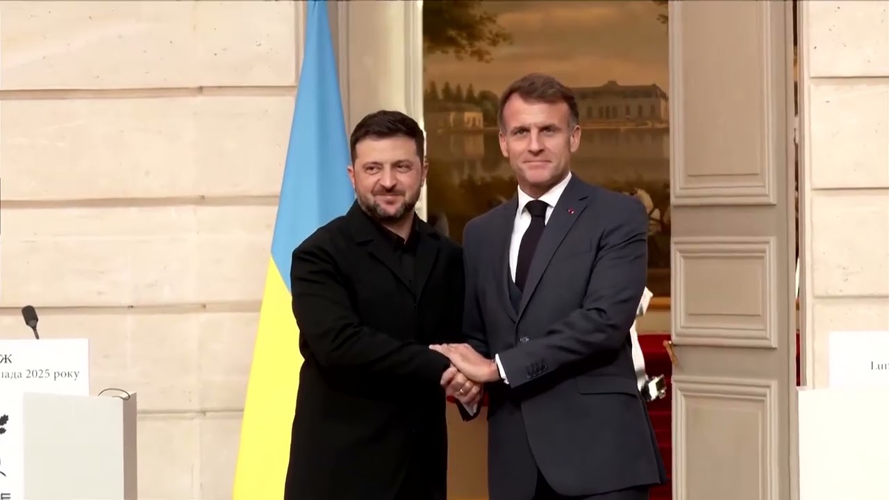 Ukraine faces 'difficult' moment as Trump pushes peace plan | REUTERS