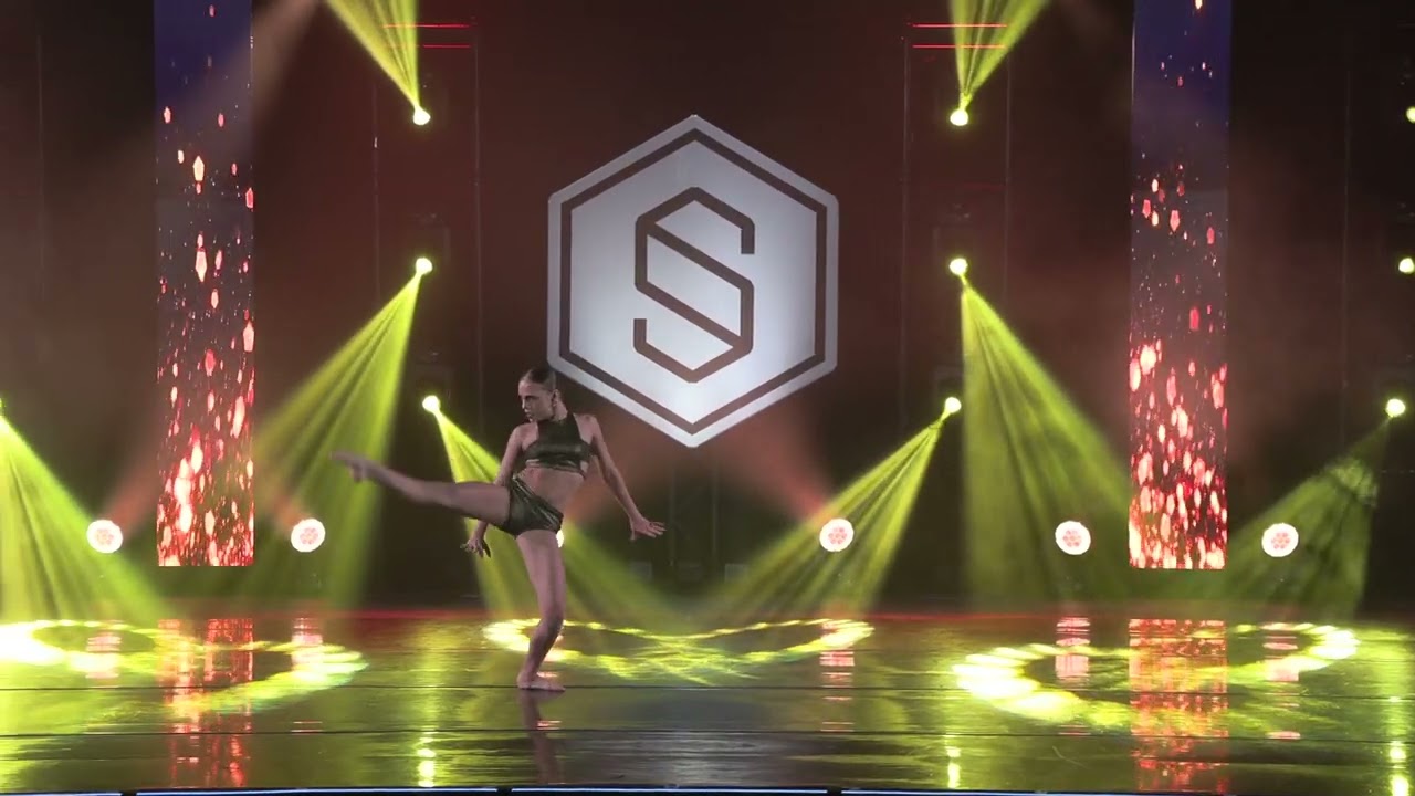 Debris- Artistic Dance Project