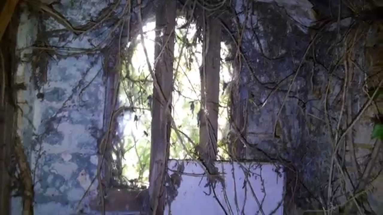 Derelict & Abandoned Cottage - Isle Of Wight