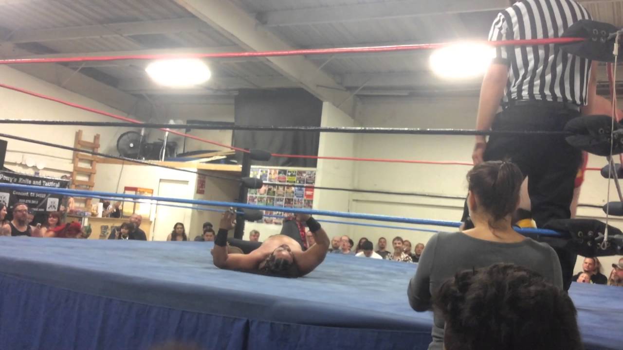 Alexis Darevko vs. Jacob Fatu // EBPW // September 10, 2016