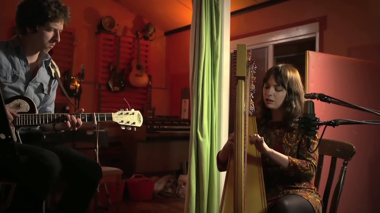Georgia Ruth - Hallt