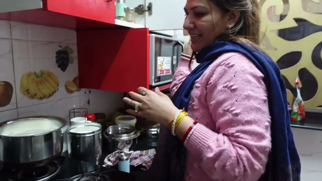 आज मेरा काम सम्भाला दीदी ने और मैं चली सासू माँ से मिलने 