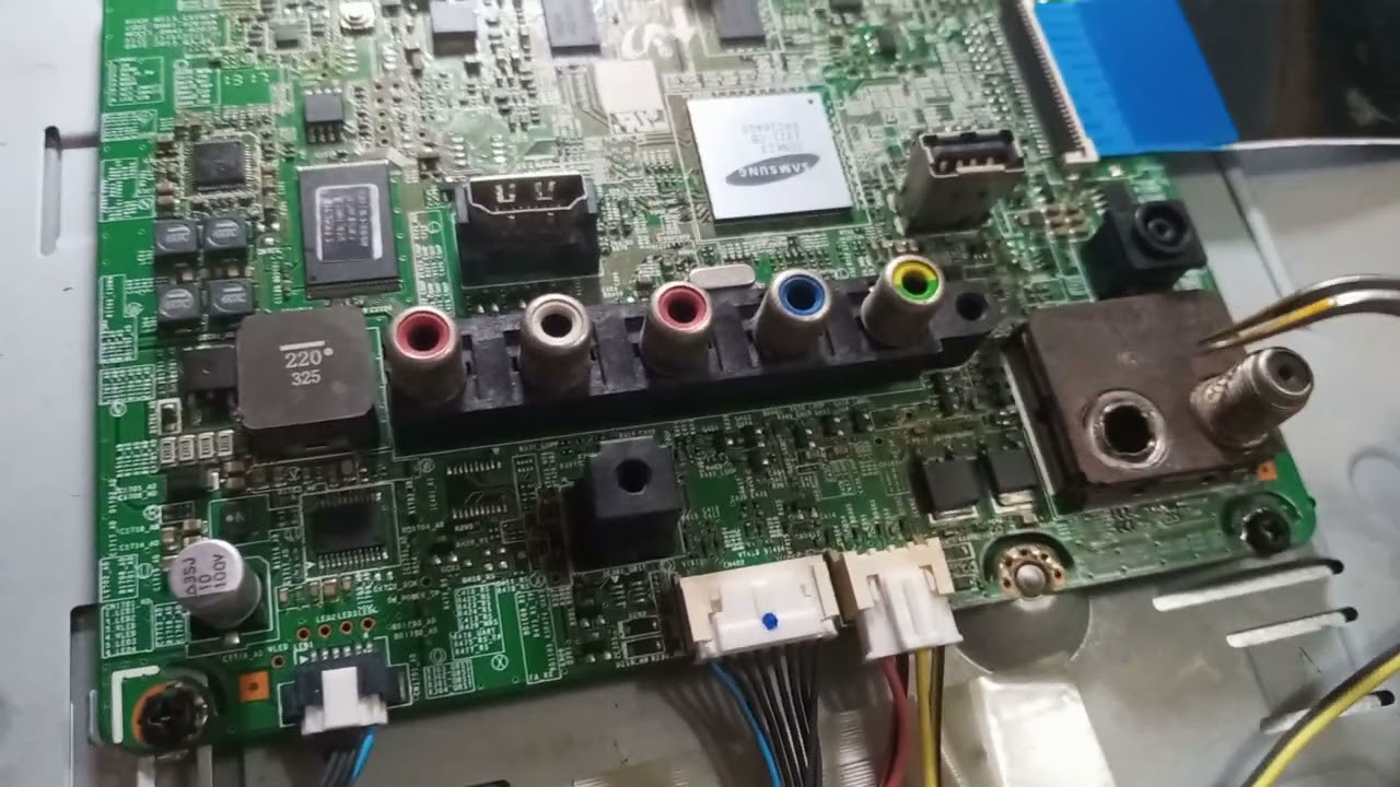 TV Samsung T22C310LB NÃO LIGA 1/2
