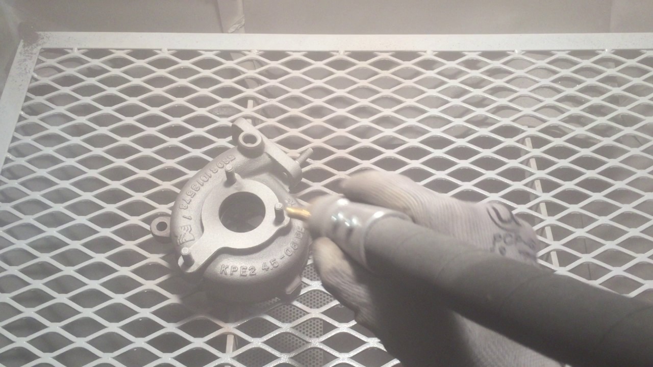 Sandblasting a turbo with Aluminium Oxide