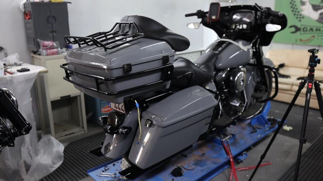 remontage de mon Electra Glide 1340