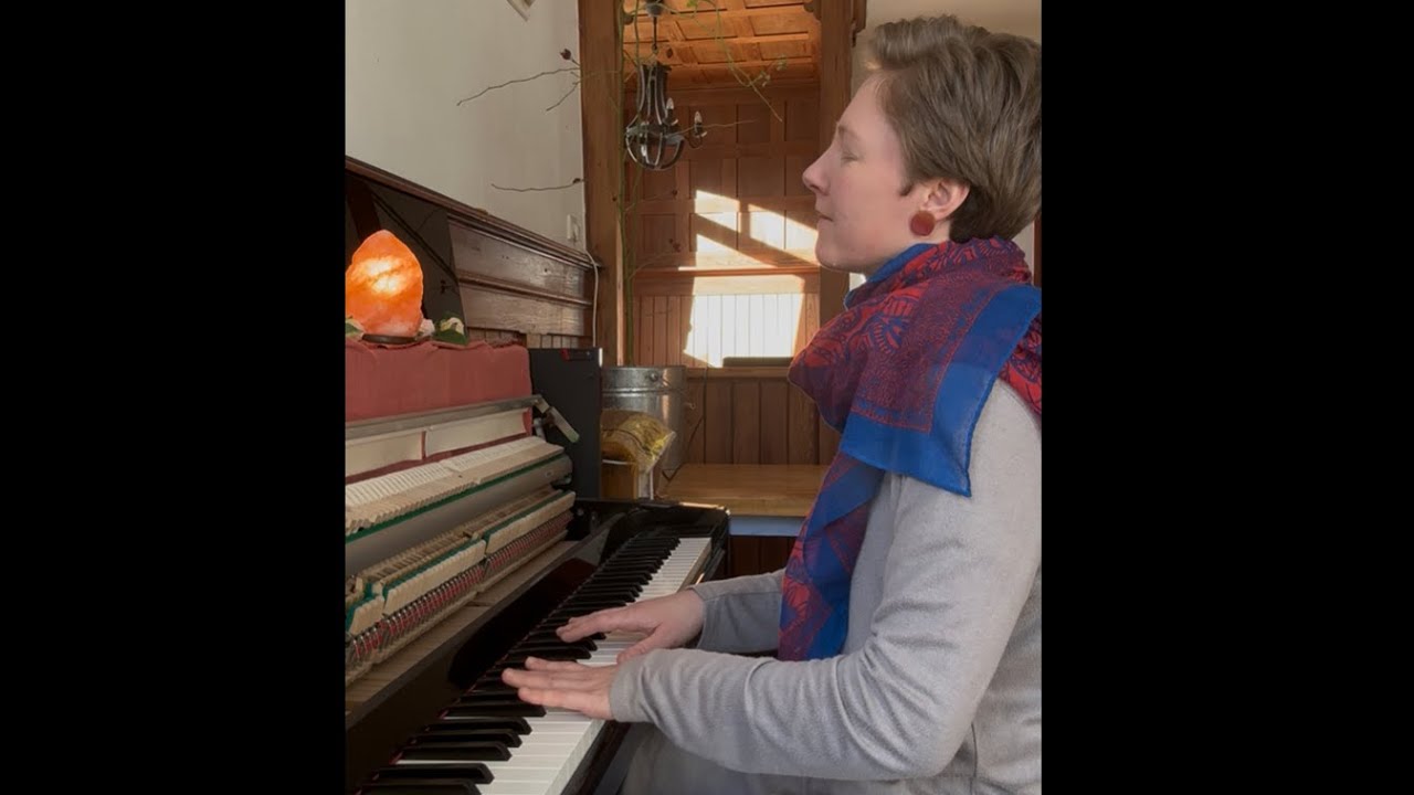Awaking insects. #relaxingmusic #piano 