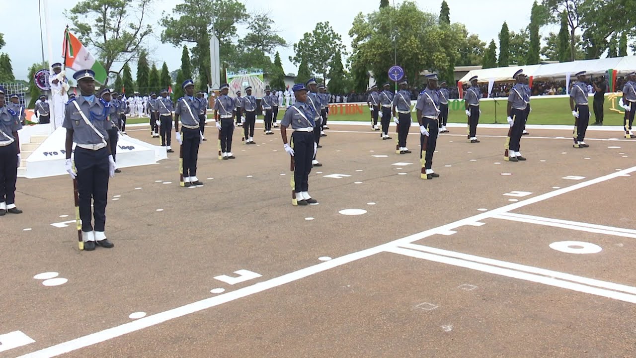 1393 élèves sous-officiers issus de la 25e promotion de Toroguhé font leur sortie officielle