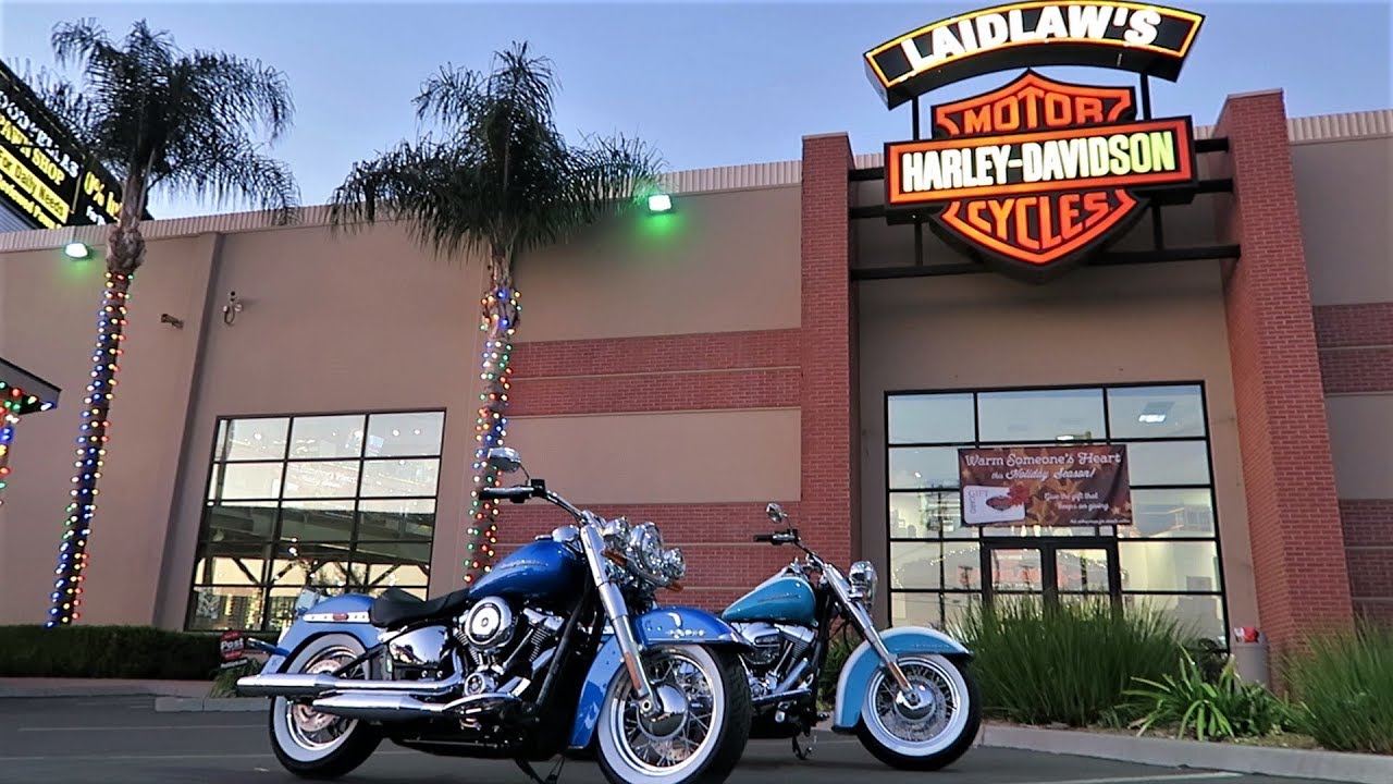 2018 Softail Deluxe (FLDE) VS 2017 Deluxe  │ Harley-Davidson Test Rides and Reviews